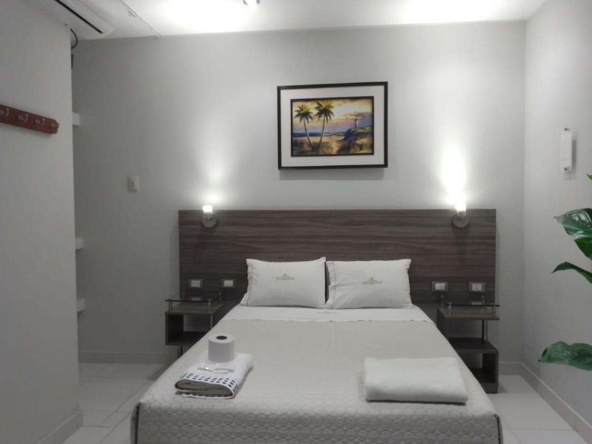 Millennium Hotel Corporative San Vicente de Cañete Eksteriør bilde